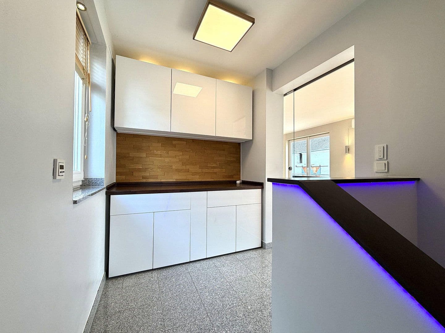 Predaj bytu 4-izbový 108 m², Köln, Severné Porýnie - Westfálsko Predaj bytu 4-izbový 108 m², Köln, Severné Porýnie - Westfálsko