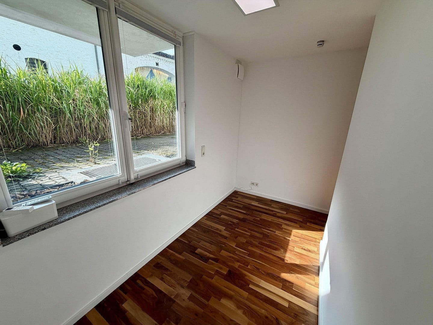 Predaj bytu 4-izbový 108 m², Köln, Severné Porýnie - Westfálsko Predaj bytu 4-izbový 108 m², Köln, Severné Porýnie - Westfálsko