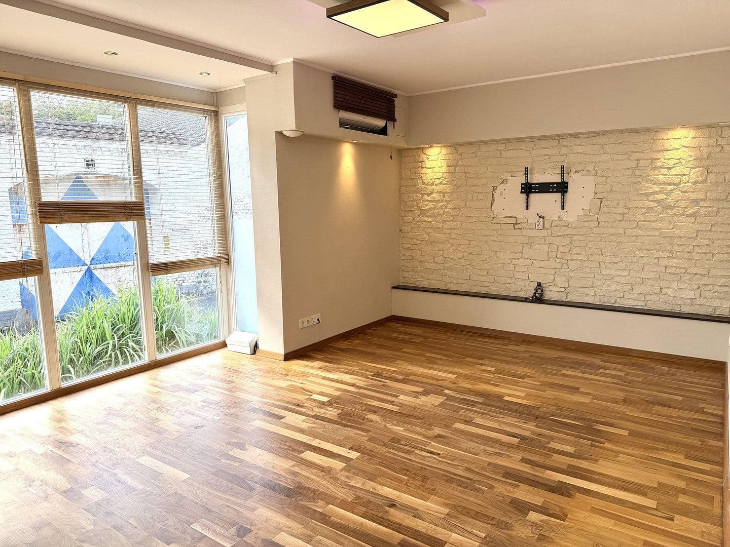 Predaj bytu 4-izbový 108 m², Köln, Severné Porýnie - Westfálsko Predaj bytu 4-izbový 108 m², Köln, Severné Porýnie - Westfálsko