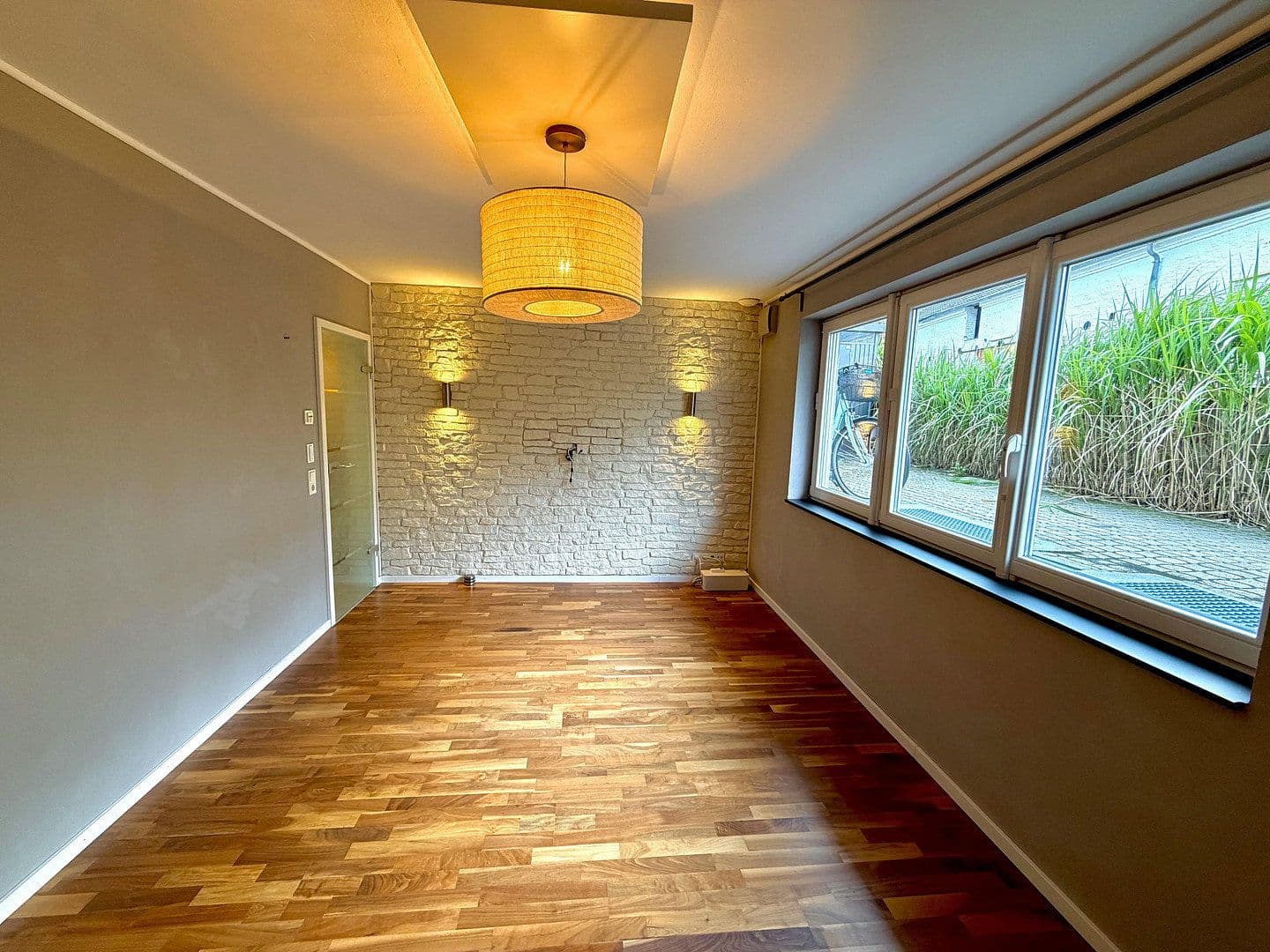 Predaj bytu 4-izbový 108 m², Köln, Severné Porýnie - Westfálsko Predaj bytu 4-izbový 108 m², Köln, Severné Porýnie - Westfálsko