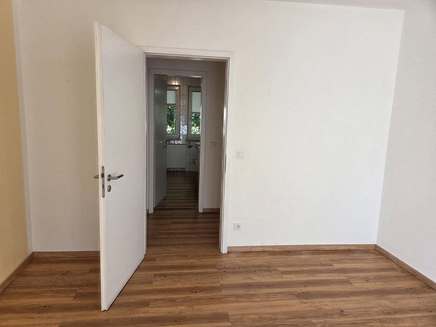 Prenájom bytu 2-izbový 80 m², Nürnberg, Bavorsko Prenájom bytu 2-izbový 80 m², Nürnberg, Bavorsko
