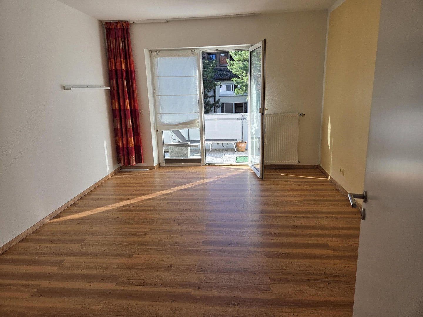 Prenájom bytu 2-izbový 80 m², Nürnberg, Bavorsko Prenájom bytu 2-izbový 80 m², Nürnberg, Bavorsko