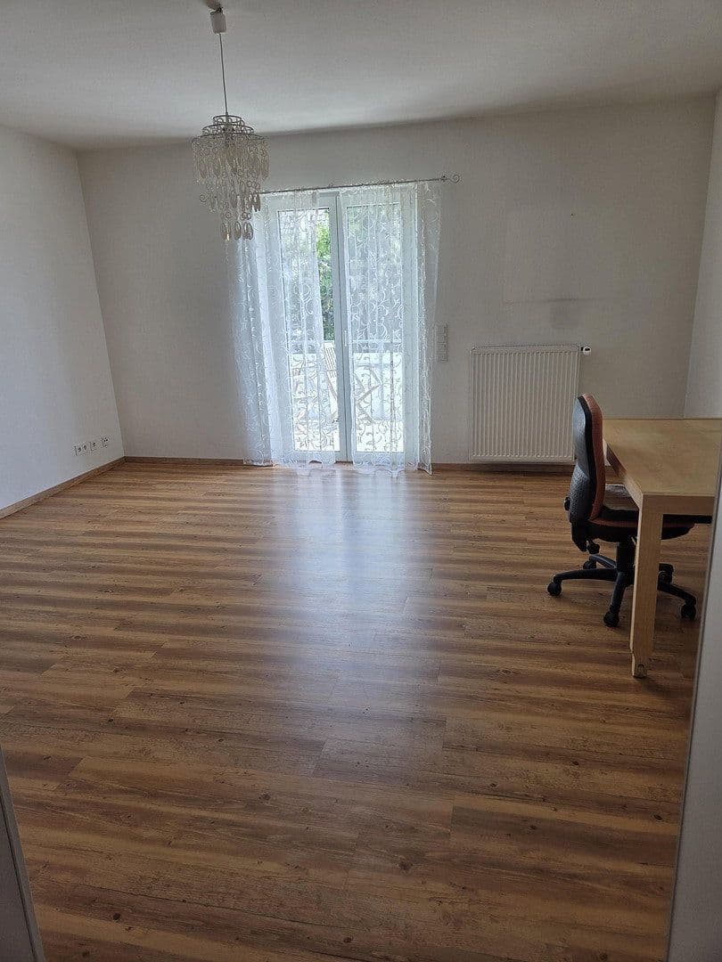 Prenájom bytu 2-izbový 80 m², Nürnberg, Bavorsko Prenájom bytu 2-izbový 80 m², Nürnberg, Bavorsko