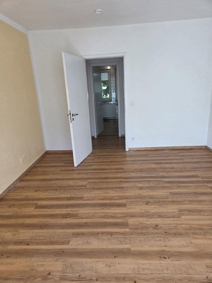 Prenájom bytu 2-izbový 80 m², Nürnberg, Bavorsko Prenájom bytu 2-izbový 80 m², Nürnberg, Bavorsko