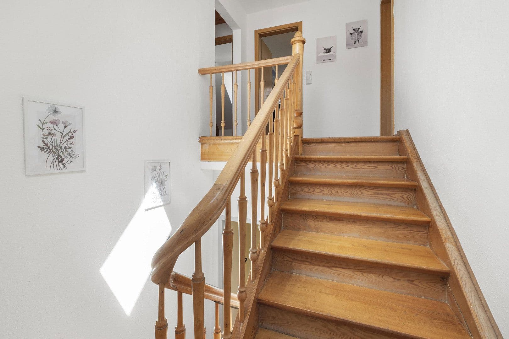 Predaj domu 384 m², pozemok 763 m², Freinsheim, Porýnie-Falcko Predaj domu 384 m², pozemok 763 m², Freinsheim, Porýnie-Falcko