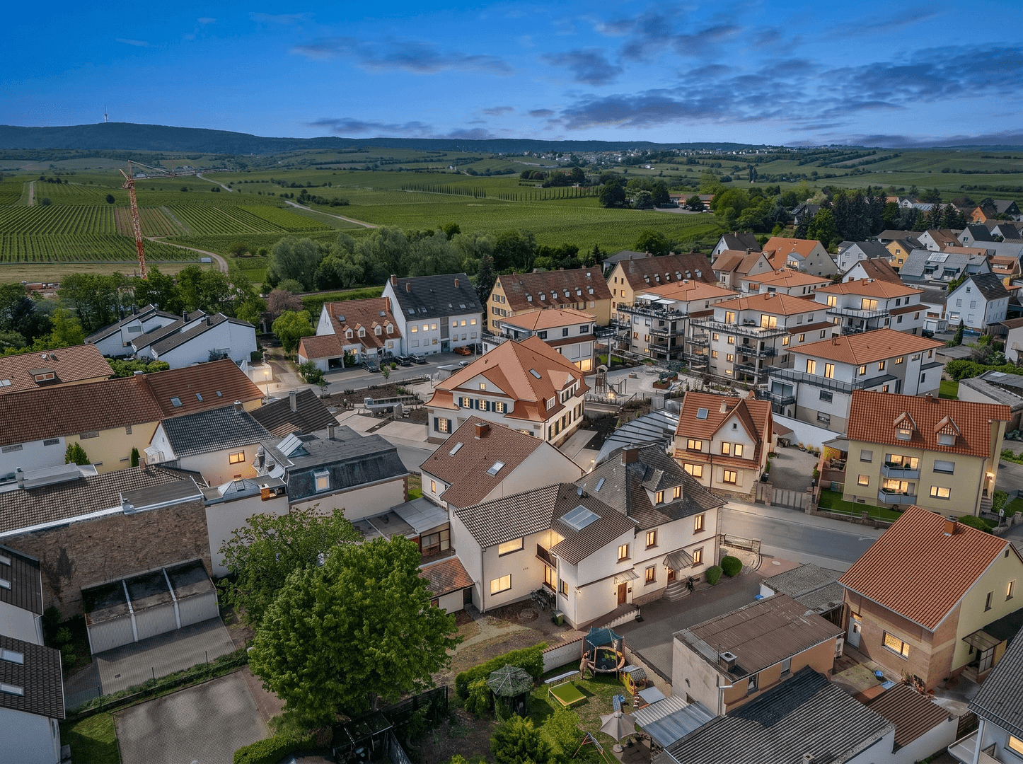 Predaj domu 384 m², pozemok 763 m², Freinsheim, Porýnie-Falcko Predaj domu 384 m², pozemok 763 m², Freinsheim, Porýnie-Falcko