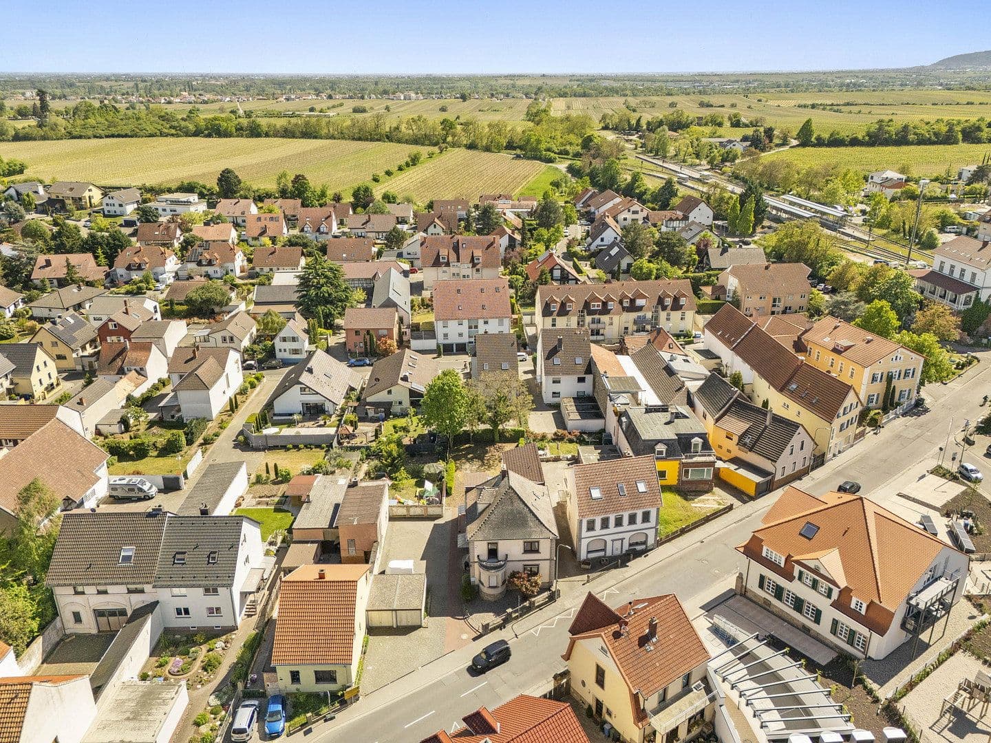 Predaj domu 384 m², pozemok 763 m², Freinsheim, Porýnie-Falcko Predaj domu 384 m², pozemok 763 m², Freinsheim, Porýnie-Falcko
