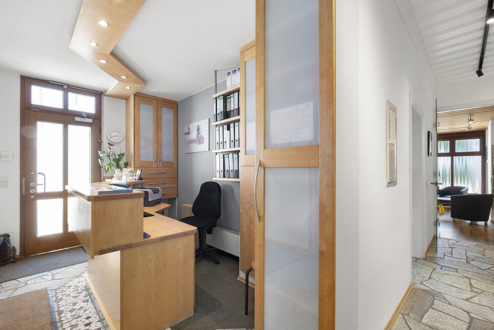 Predaj domu 384 m², pozemok 763 m², Freinsheim, Porýnie-Falcko Predaj domu 384 m², pozemok 763 m², Freinsheim, Porýnie-Falcko