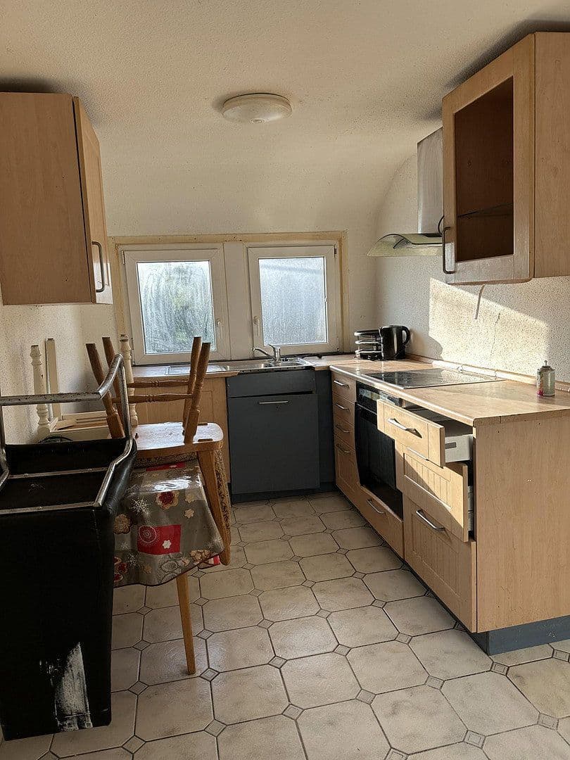Prenájom bytu 4-izbový 80 m², Oppenweiler, Bádensko-Wurttembersko Prenájom bytu 4-izbový 80 m², Oppenweiler, Bádensko-Wurttembersko