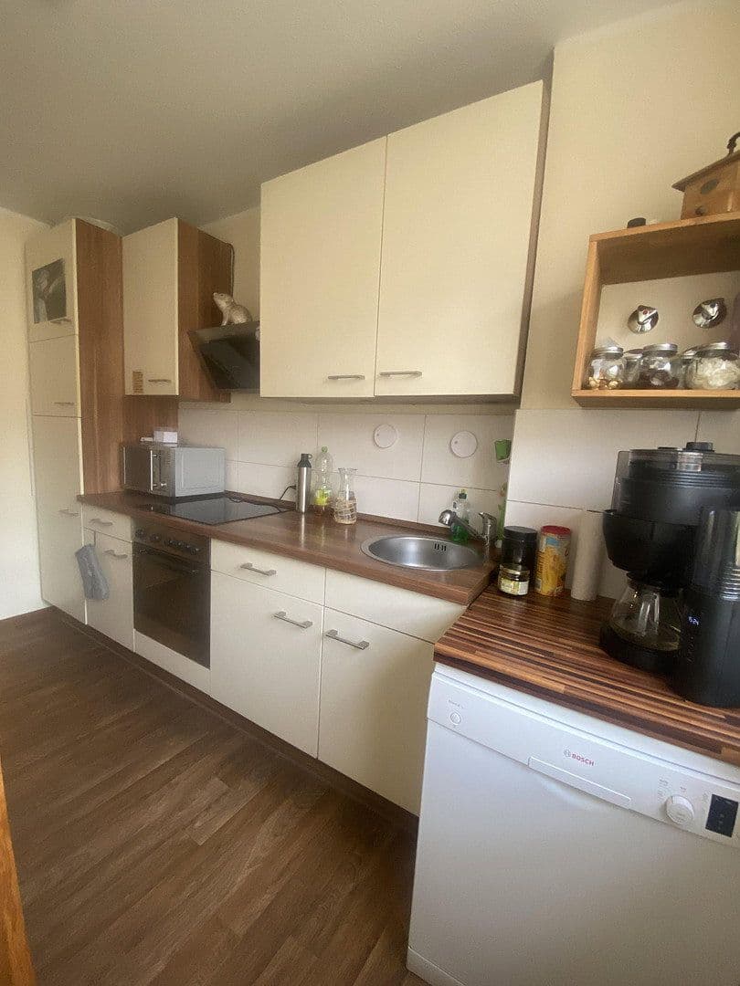 Predaj bytu 3-izbový 81 m², Blumhardthof 19, Hannover, Dolné Sasko Predaj bytu 3-izbový 81 m², Blumhardthof 19, Hannover, Dolné Sasko