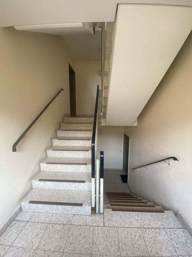 Predaj bytu 3-izbový 81 m², Blumhardthof 19, Hannover, Dolné Sasko Predaj bytu 3-izbový 81 m², Blumhardthof 19, Hannover, Dolné Sasko