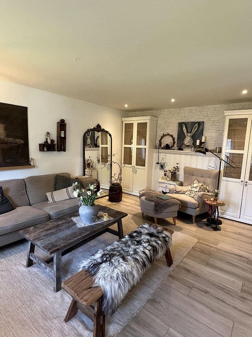 Predaj domu 132 m², pozemok 679 m², Steimel, Porýnie-Falcko Predaj domu 132 m², pozemok 679 m², Steimel, Porýnie-Falcko