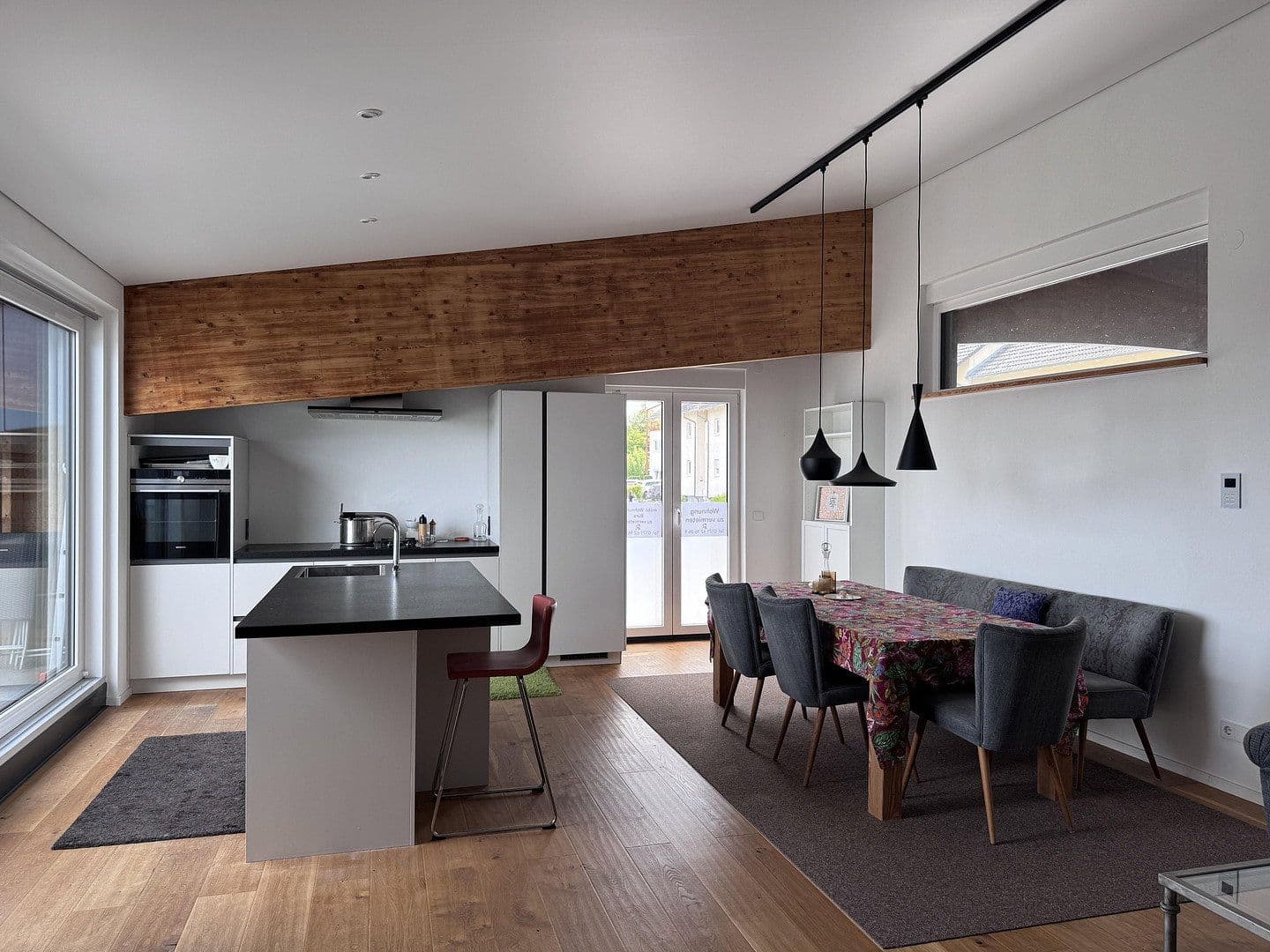 Prenájom bytu 1-izbový 110 m², Im Hummelacker 12, Pforzheim, Bádensko-Wurttembersko Prenájom bytu 1-izbový 110 m², Im Hummelacker 12, Pforzheim, Bádensko-Wurttembersko