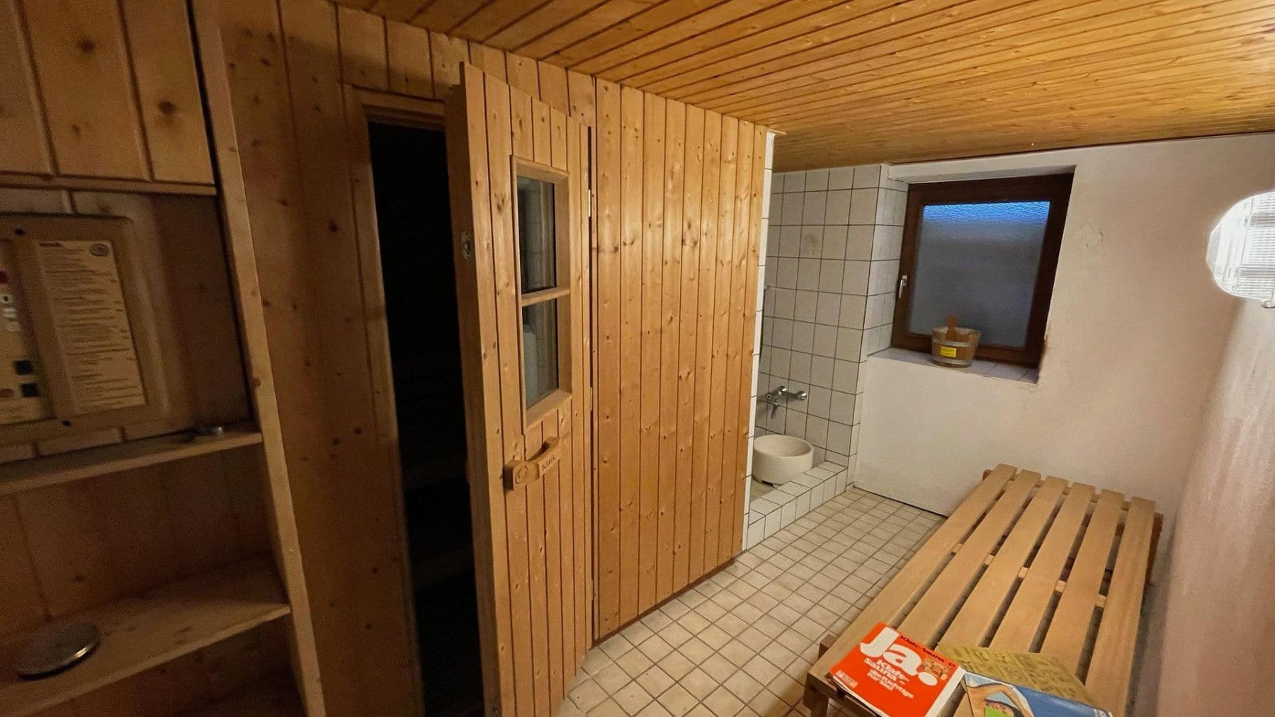 Predaj domu 492 m², pozemok 381 m², Further Straße 86, Neuss, Severné Porýnie - Westfálsko Predaj domu 492 m², pozemok 381 m², Further Straße 86, Neuss, Severné Porýnie - Westfálsko