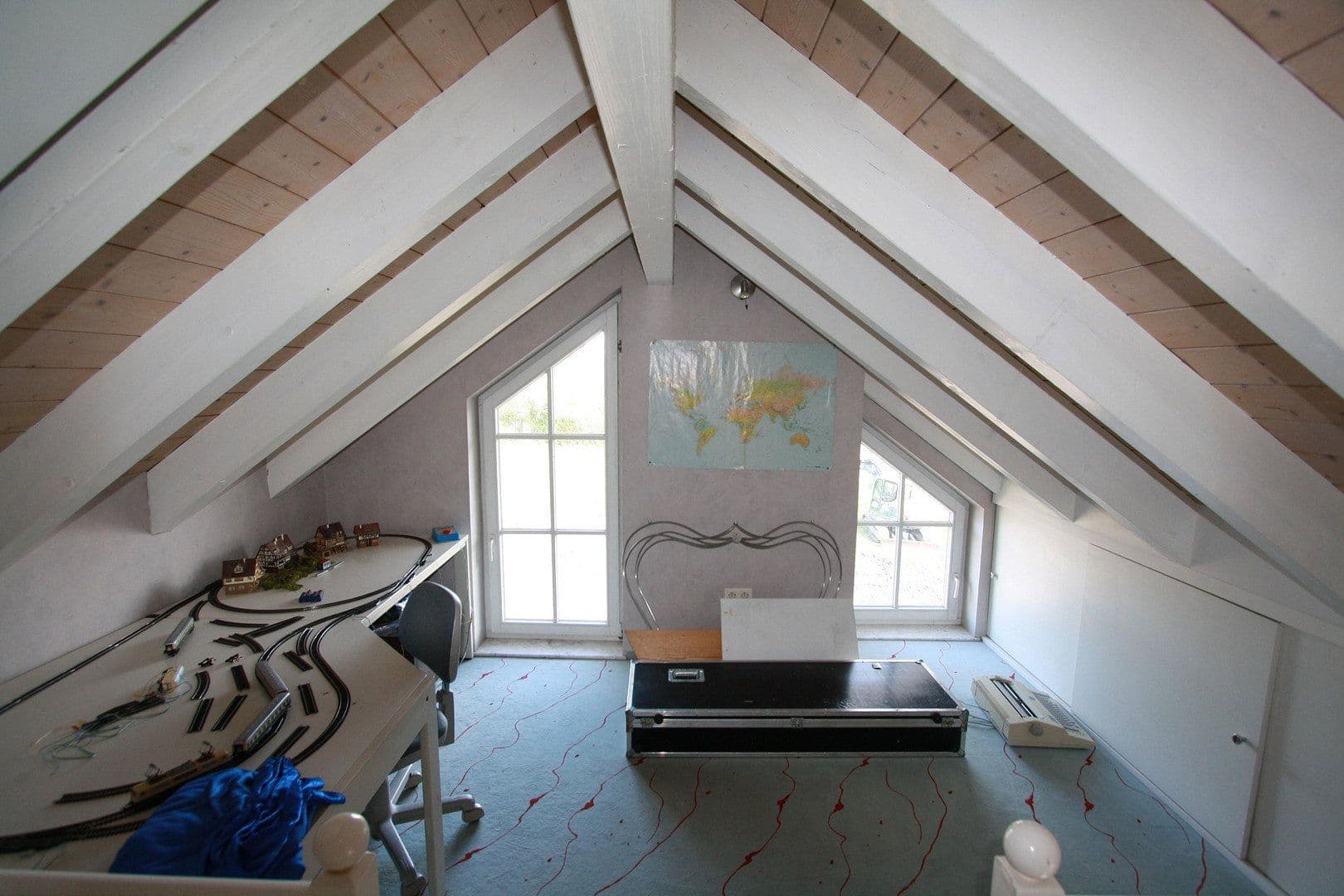 Predaj domu 274 m², pozemok 994 m², Öhringen, Bádensko-Wurttembersko Predaj domu 274 m², pozemok 994 m², Öhringen, Bádensko-Wurttembersko