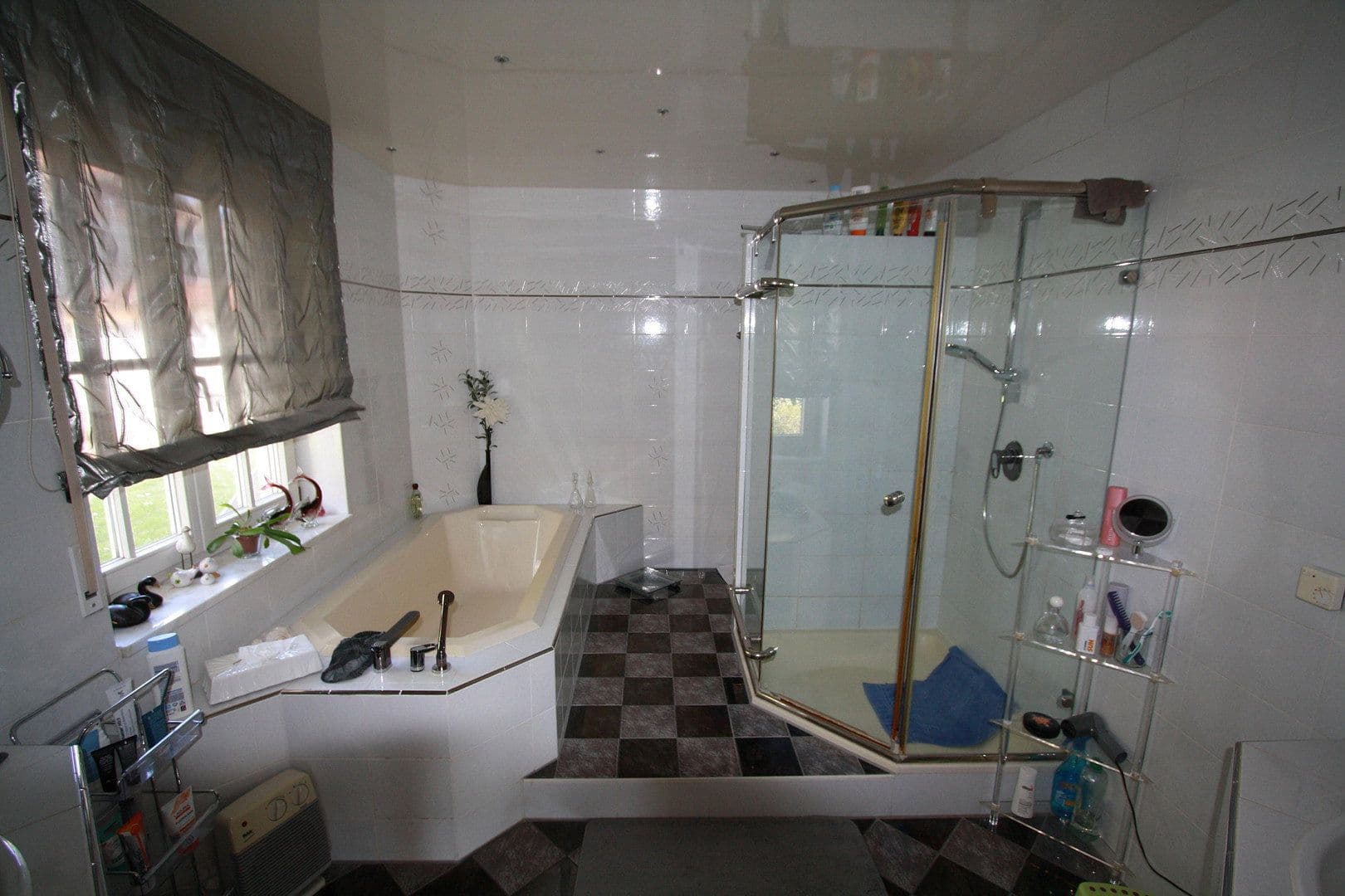 Predaj domu 274 m², pozemok 994 m², Öhringen, Bádensko-Wurttembersko Predaj domu 274 m², pozemok 994 m², Öhringen, Bádensko-Wurttembersko