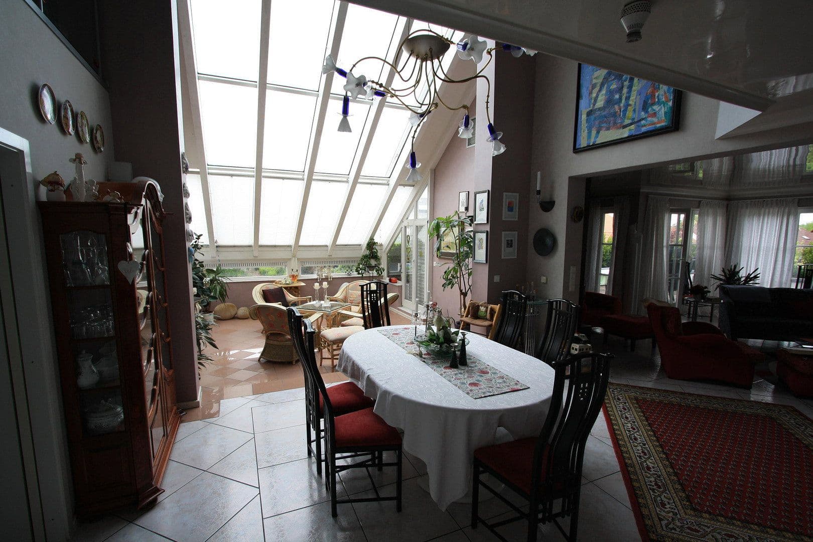 Predaj domu 274 m², pozemok 994 m², Öhringen, Bádensko-Wurttembersko Predaj domu 274 m², pozemok 994 m², Öhringen, Bádensko-Wurttembersko