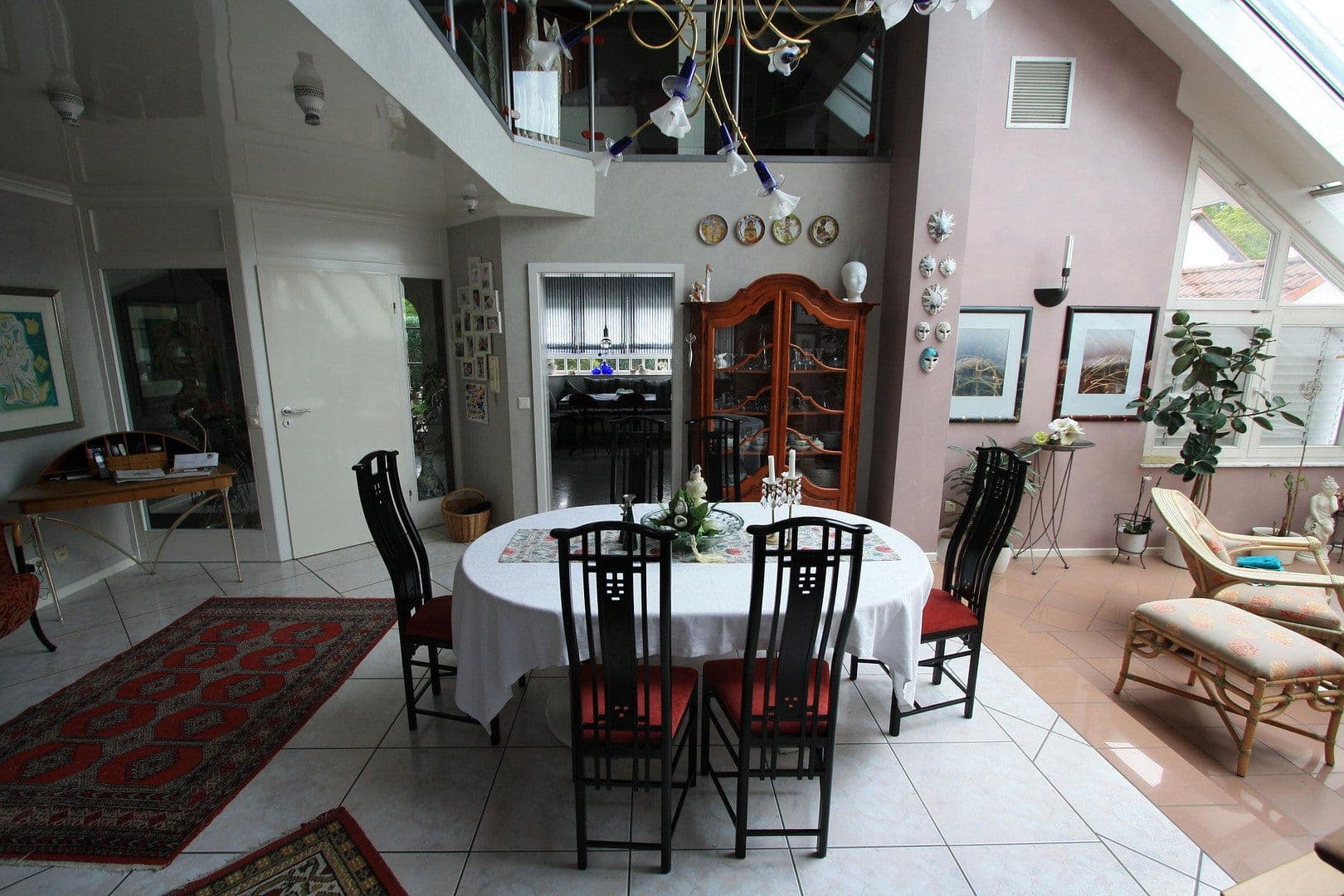 Predaj domu 274 m², pozemok 994 m², Öhringen, Bádensko-Wurttembersko Predaj domu 274 m², pozemok 994 m², Öhringen, Bádensko-Wurttembersko