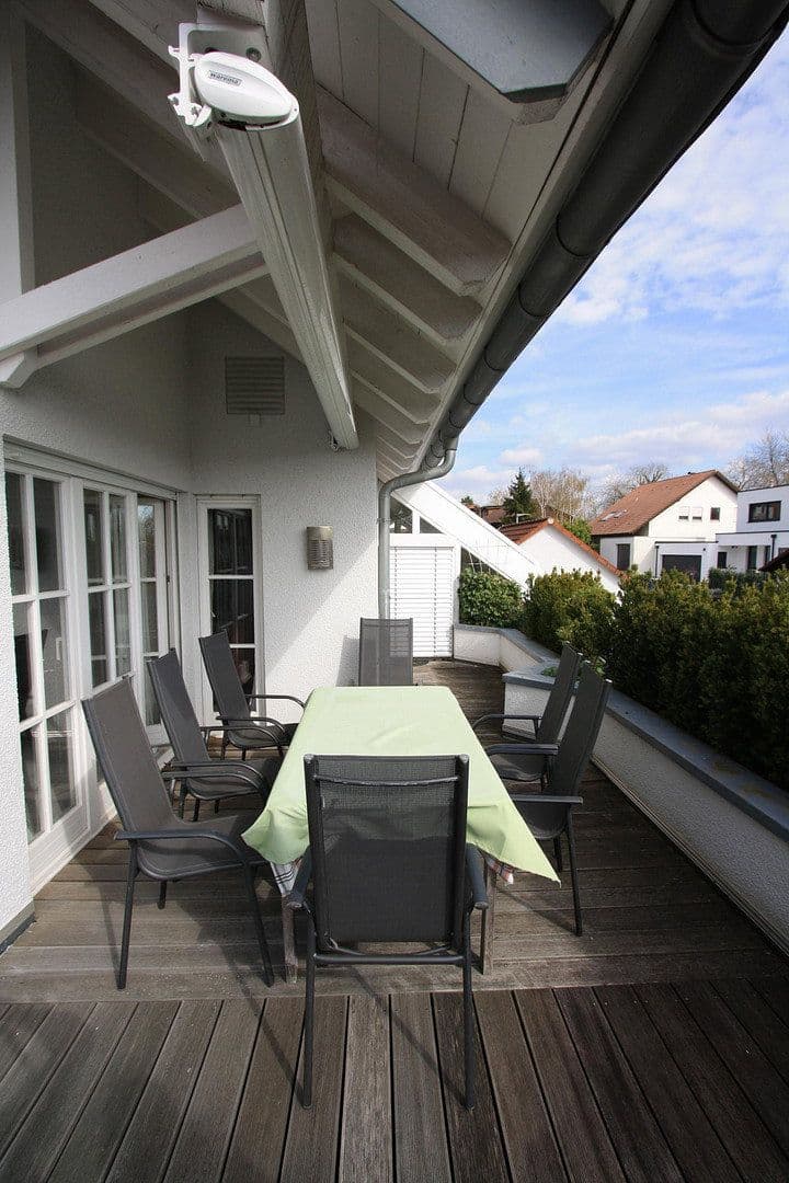 Predaj domu 274 m², pozemok 994 m², Öhringen, Bádensko-Wurttembersko Predaj domu 274 m², pozemok 994 m², Öhringen, Bádensko-Wurttembersko
