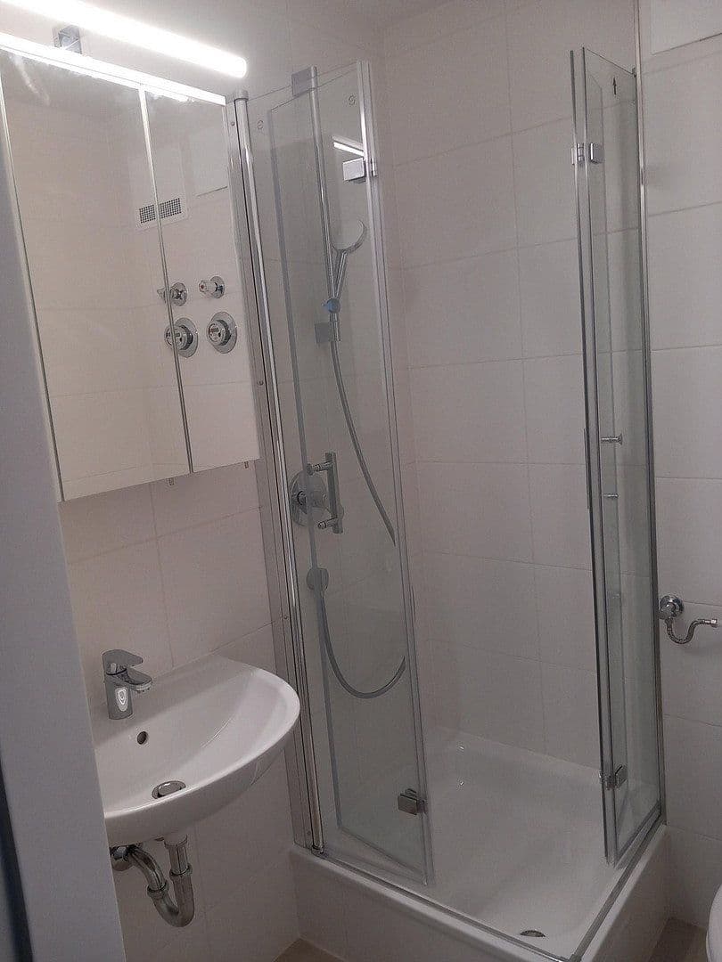 Prenájom bytu 2-izbový 58 m², Iptinger Str. 38, Mönsheim, Bádensko-Wurttembersko Prenájom bytu 2-izbový 58 m², Iptinger Str. 38, Mönsheim, Bádensko-Wurttembersko