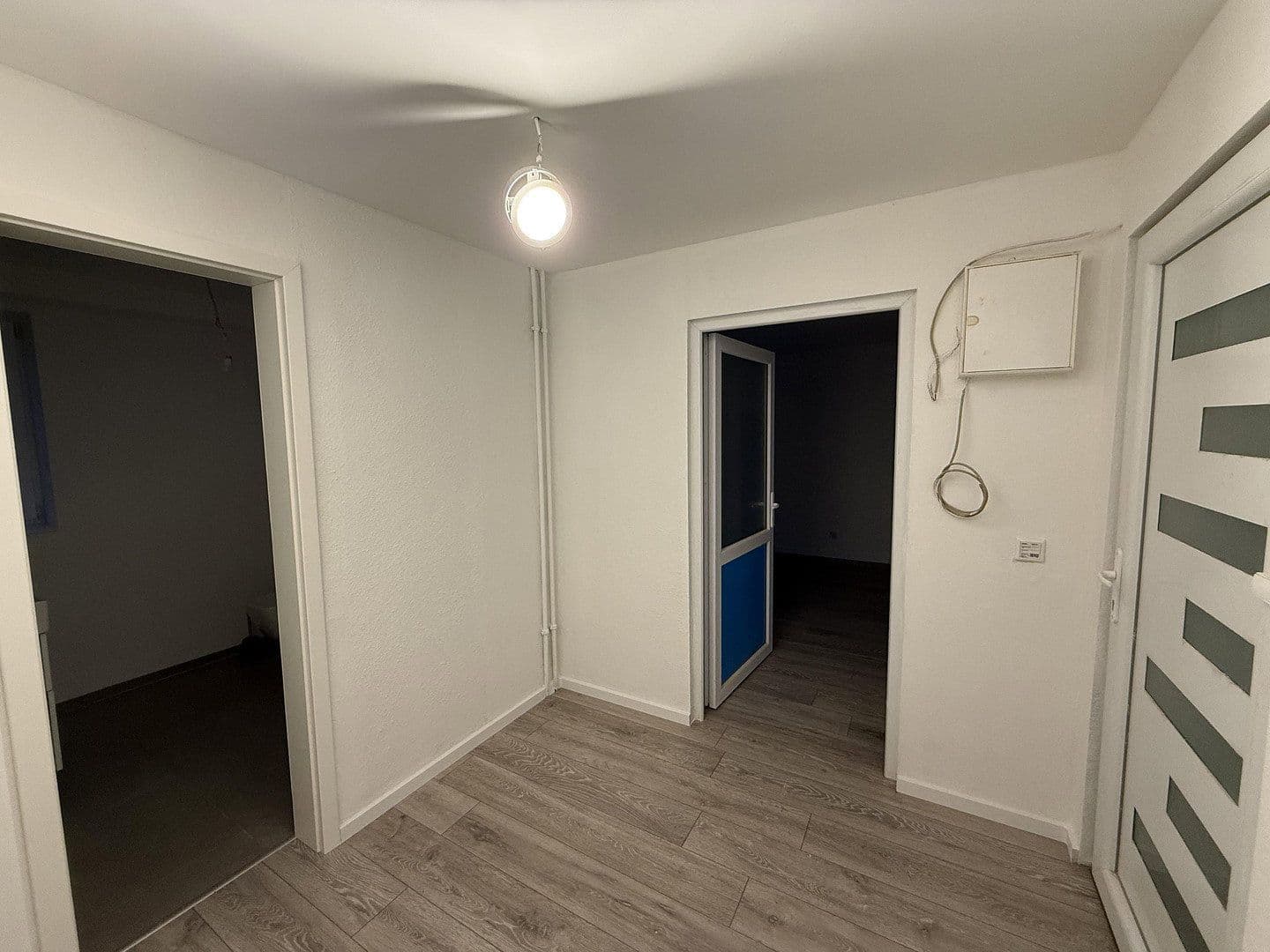 Prenájom bytu 3-izbový 65 m², Fürstenberg Straße 14, Hückeswagen, Severné Porýnie - Westfálsko Prenájom bytu 3-izbový 65 m², Fürstenberg Straße 14, Hückeswagen, Severné Porýnie - Westfálsko