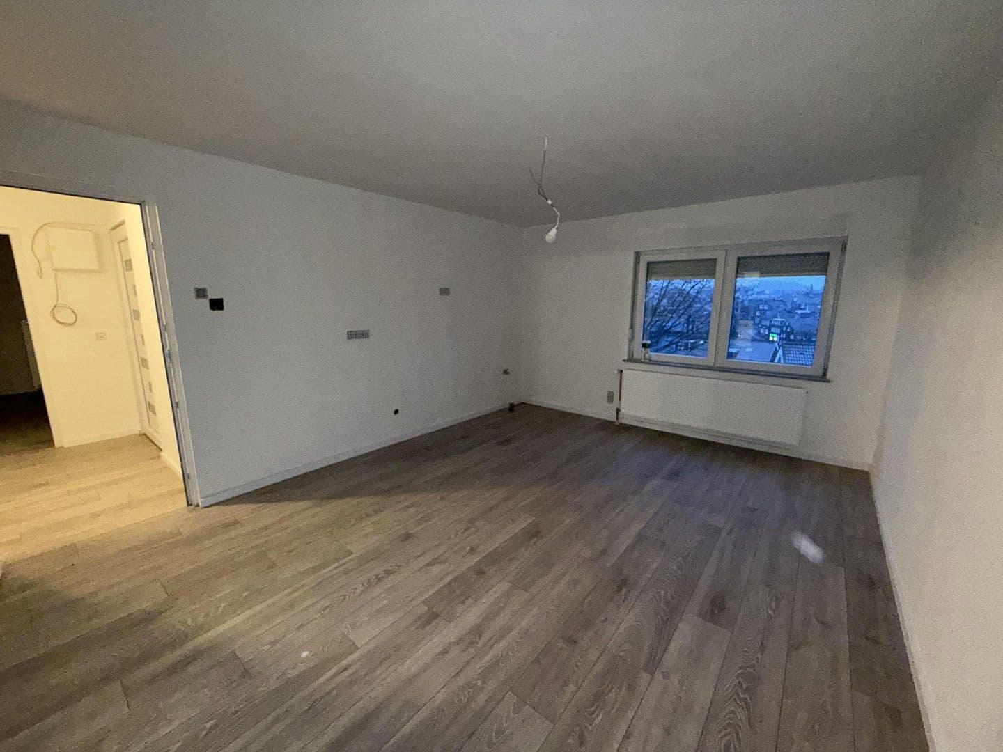 Prenájom bytu 3-izbový 65 m², Fürstenberg Straße 14, Hückeswagen, Severné Porýnie - Westfálsko Prenájom bytu 3-izbový 65 m², Fürstenberg Straße 14, Hückeswagen, Severné Porýnie - Westfálsko