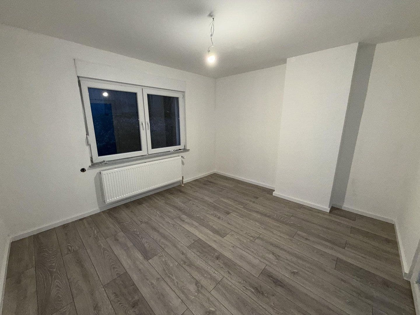 Prenájom bytu 3-izbový 65 m², Fürstenberg Straße 14, Hückeswagen, Severné Porýnie - Westfálsko Prenájom bytu 3-izbový 65 m², Fürstenberg Straße 14, Hückeswagen, Severné Porýnie - Westfálsko