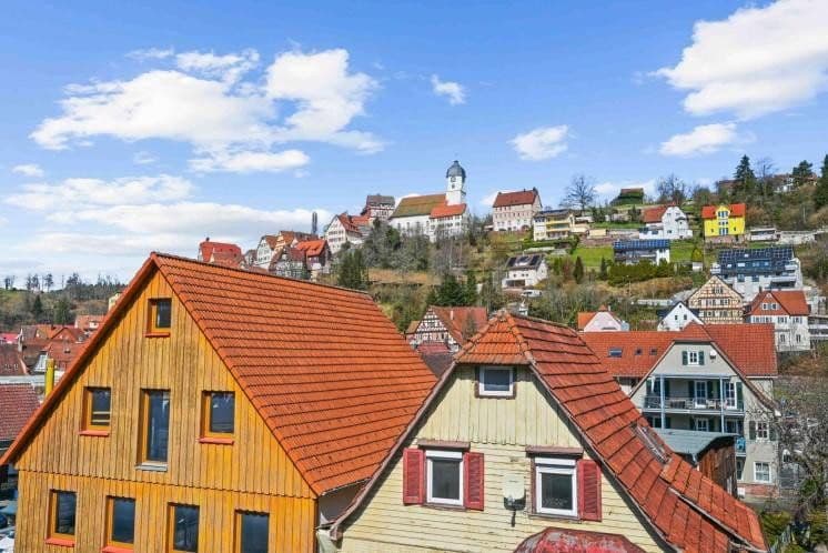Prenájom bytu 3-izbový 67 m², Wilhelmstr. 12/1, Altensteig, Bádensko-Wurttembersko Prenájom bytu 3-izbový 67 m², Wilhelmstr. 12/1, Altensteig, Bádensko-Wurttembersko