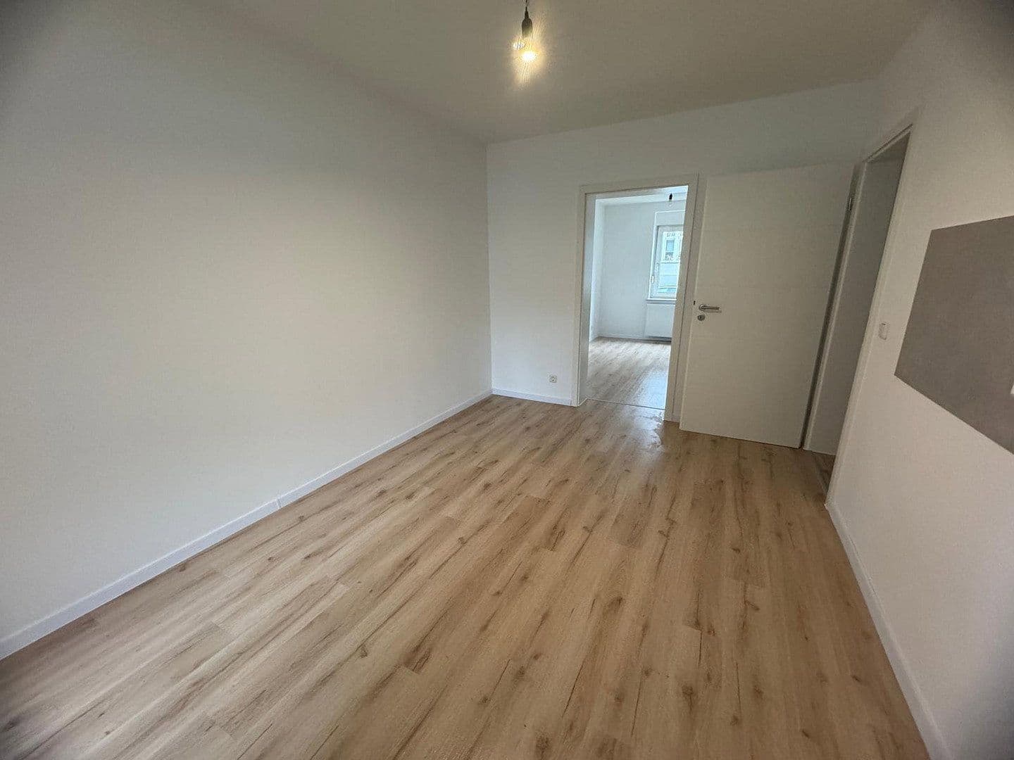 Prenájom bytu 2-izbový 55 m², Freiligrathstraße 76, Witten, Severné Porýnie - Westfálsko Prenájom bytu 2-izbový 55 m², Freiligrathstraße 76, Witten, Severné Porýnie - Westfálsko