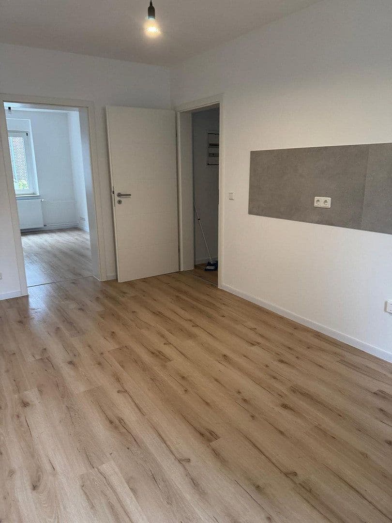 Prenájom bytu 2-izbový 55 m², Freiligrathstraße 76, Witten, Severné Porýnie - Westfálsko Prenájom bytu 2-izbový 55 m², Freiligrathstraße 76, Witten, Severné Porýnie - Westfálsko