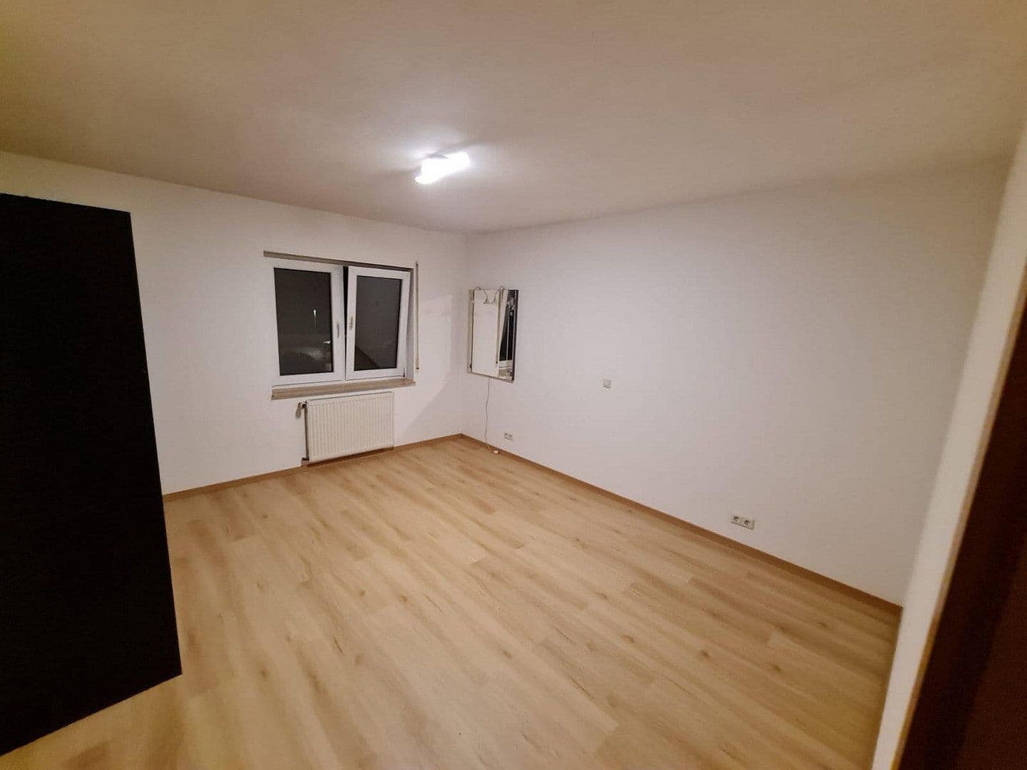 Prenájom bytu 4-izbový 105 m², Orchideenweg 3, Stutensee, Bádensko-Wurttembersko Prenájom bytu 4-izbový 105 m², Orchideenweg 3, Stutensee, Bádensko-Wurttembersko