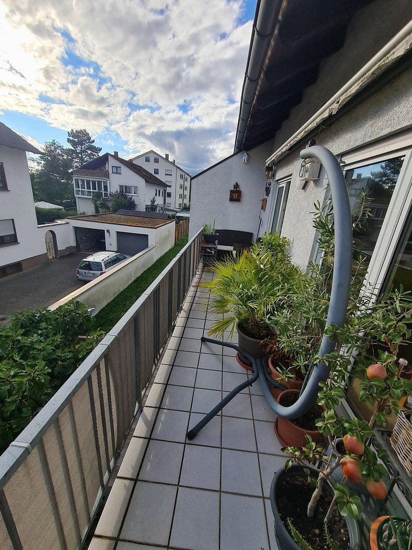 Prenájom bytu 4-izbový 105 m², Orchideenweg 3, Stutensee, Bádensko-Wurttembersko Prenájom bytu 4-izbový 105 m², Orchideenweg 3, Stutensee, Bádensko-Wurttembersko