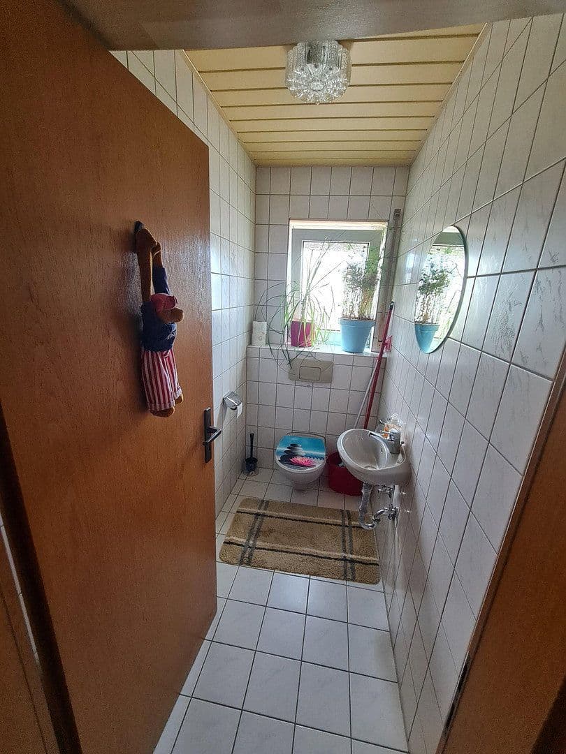 Prenájom bytu 4-izbový 105 m², Orchideenweg 3, Stutensee, Bádensko-Wurttembersko Prenájom bytu 4-izbový 105 m², Orchideenweg 3, Stutensee, Bádensko-Wurttembersko