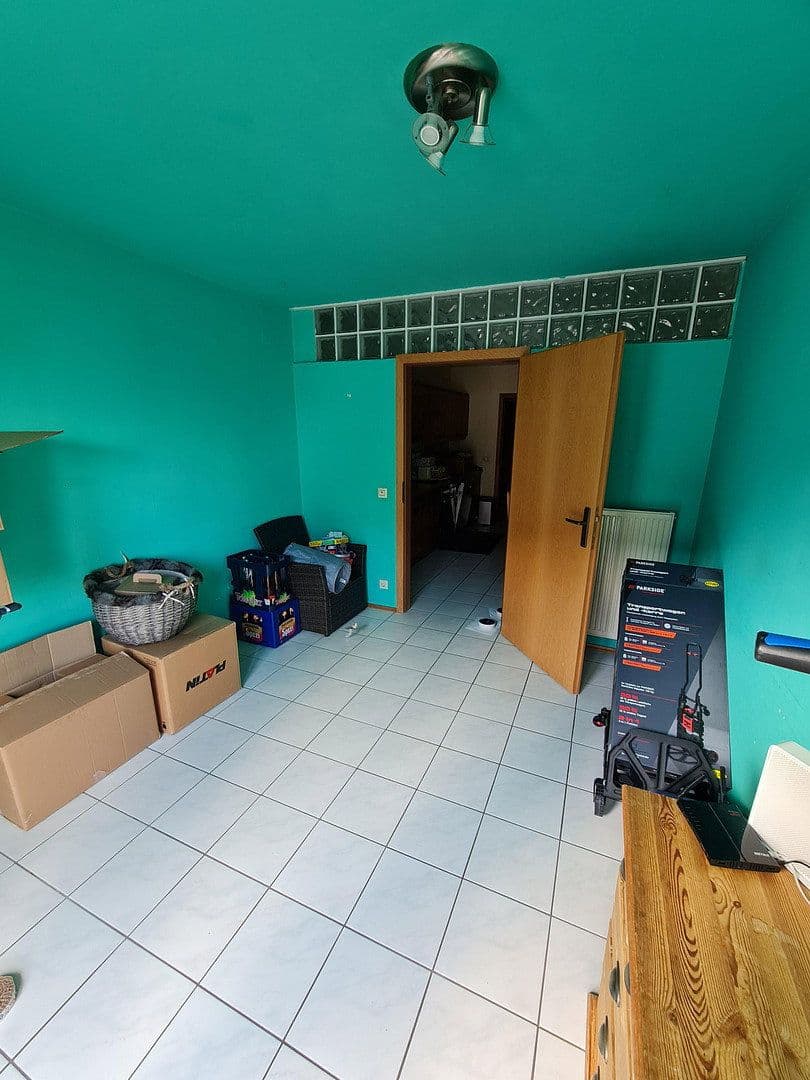 Prenájom bytu 4-izbový 105 m², Orchideenweg 3, Stutensee, Bádensko-Wurttembersko Prenájom bytu 4-izbový 105 m², Orchideenweg 3, Stutensee, Bádensko-Wurttembersko