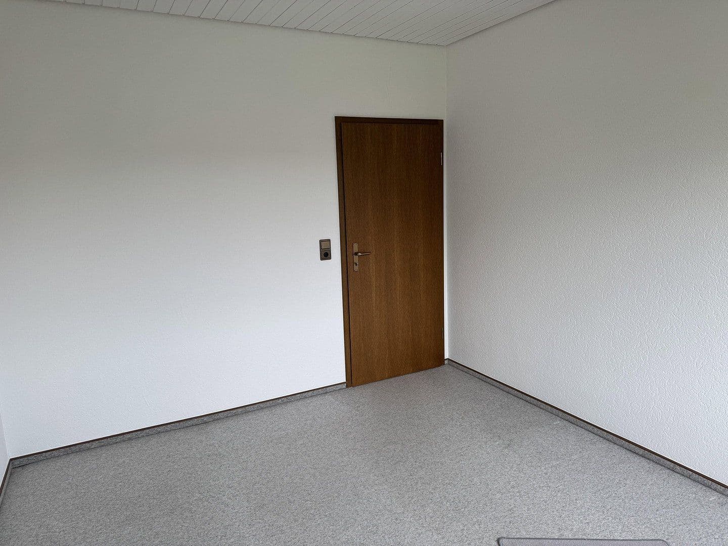 Prenájom domu 124 m², pozemok 239 m², Nördlingen, Bavorsko Prenájom domu 124 m², pozemok 239 m², Nördlingen, Bavorsko