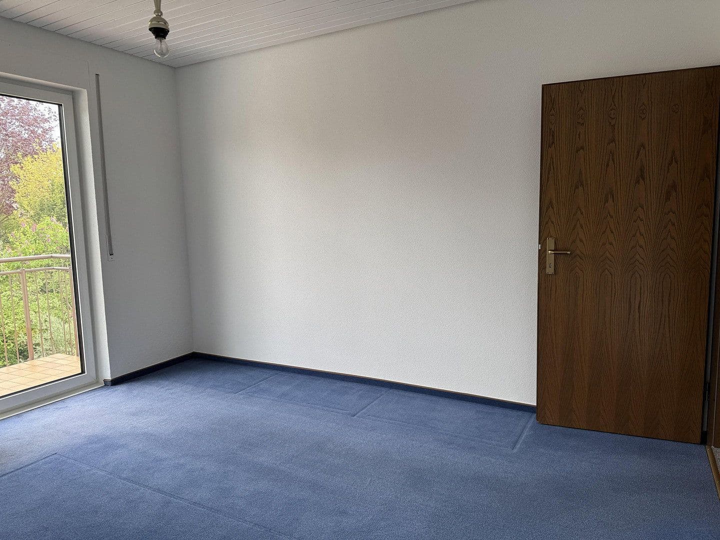 Prenájom domu 124 m², pozemok 239 m², Nördlingen, Bavorsko Prenájom domu 124 m², pozemok 239 m², Nördlingen, Bavorsko