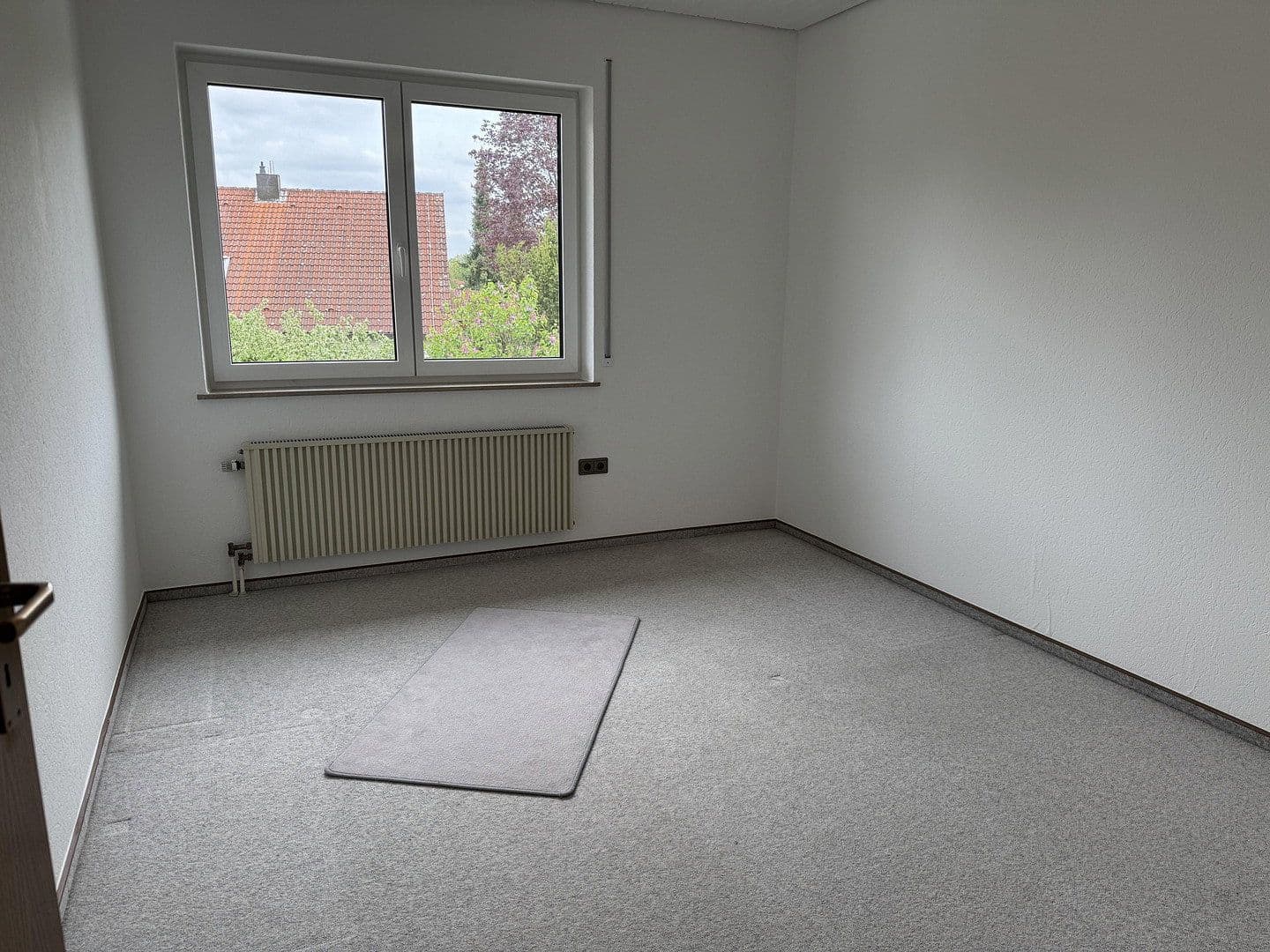 Prenájom domu 124 m², pozemok 239 m², Nördlingen, Bavorsko Prenájom domu 124 m², pozemok 239 m², Nördlingen, Bavorsko