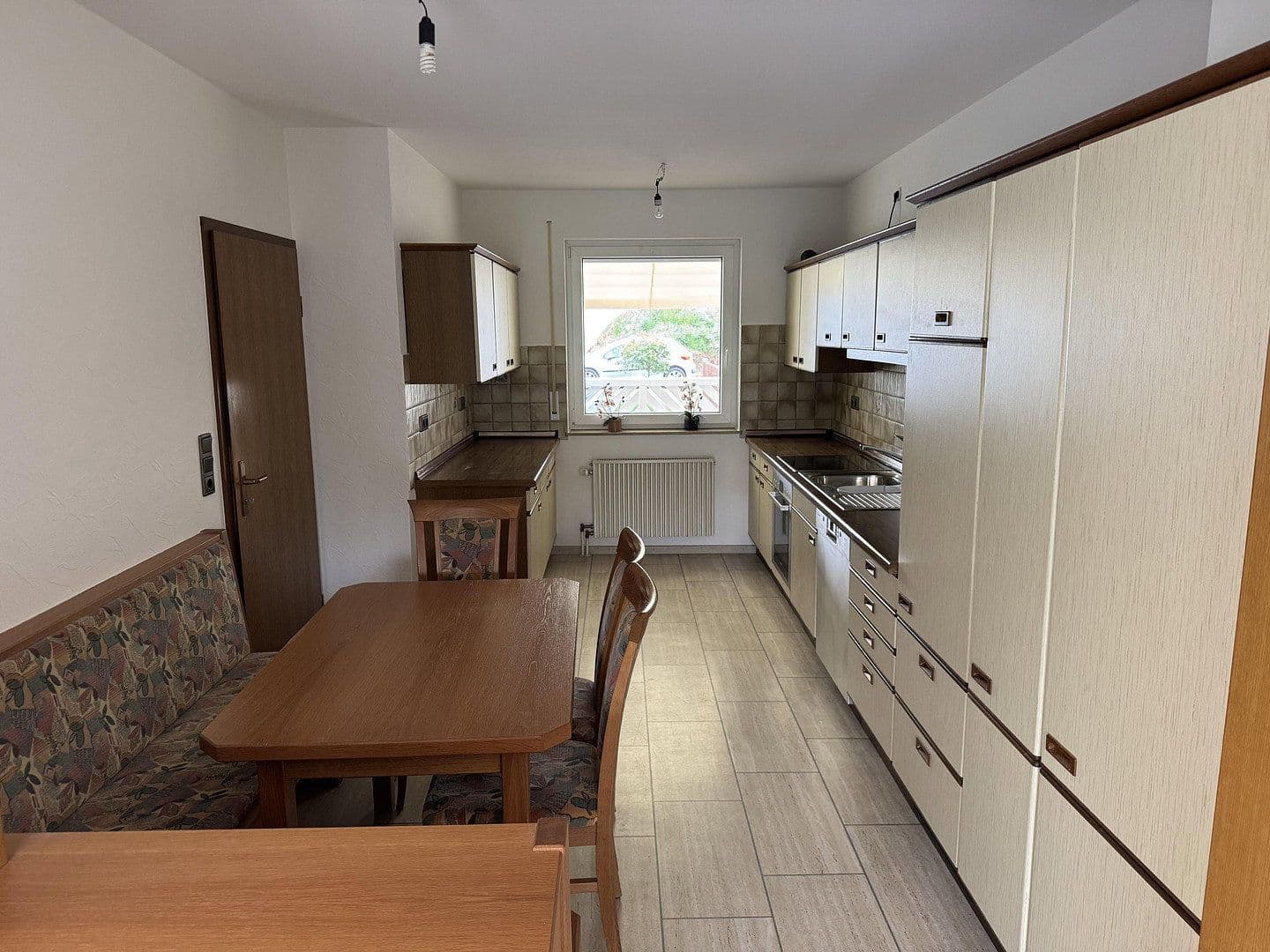 Prenájom domu 124 m², pozemok 239 m², Nördlingen, Bavorsko Prenájom domu 124 m², pozemok 239 m², Nördlingen, Bavorsko
