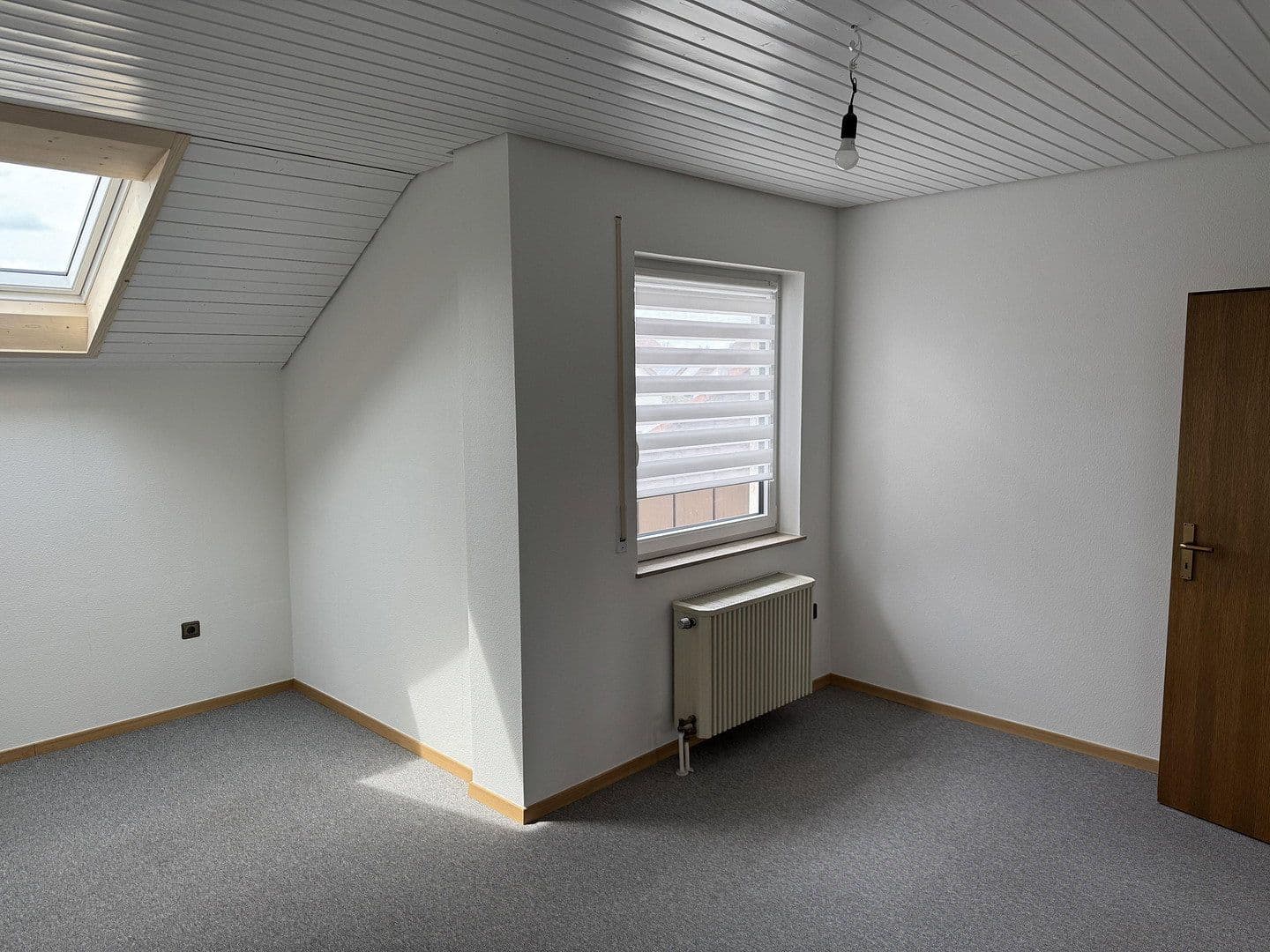 Prenájom domu 124 m², pozemok 239 m², Nördlingen, Bavorsko Prenájom domu 124 m², pozemok 239 m², Nördlingen, Bavorsko