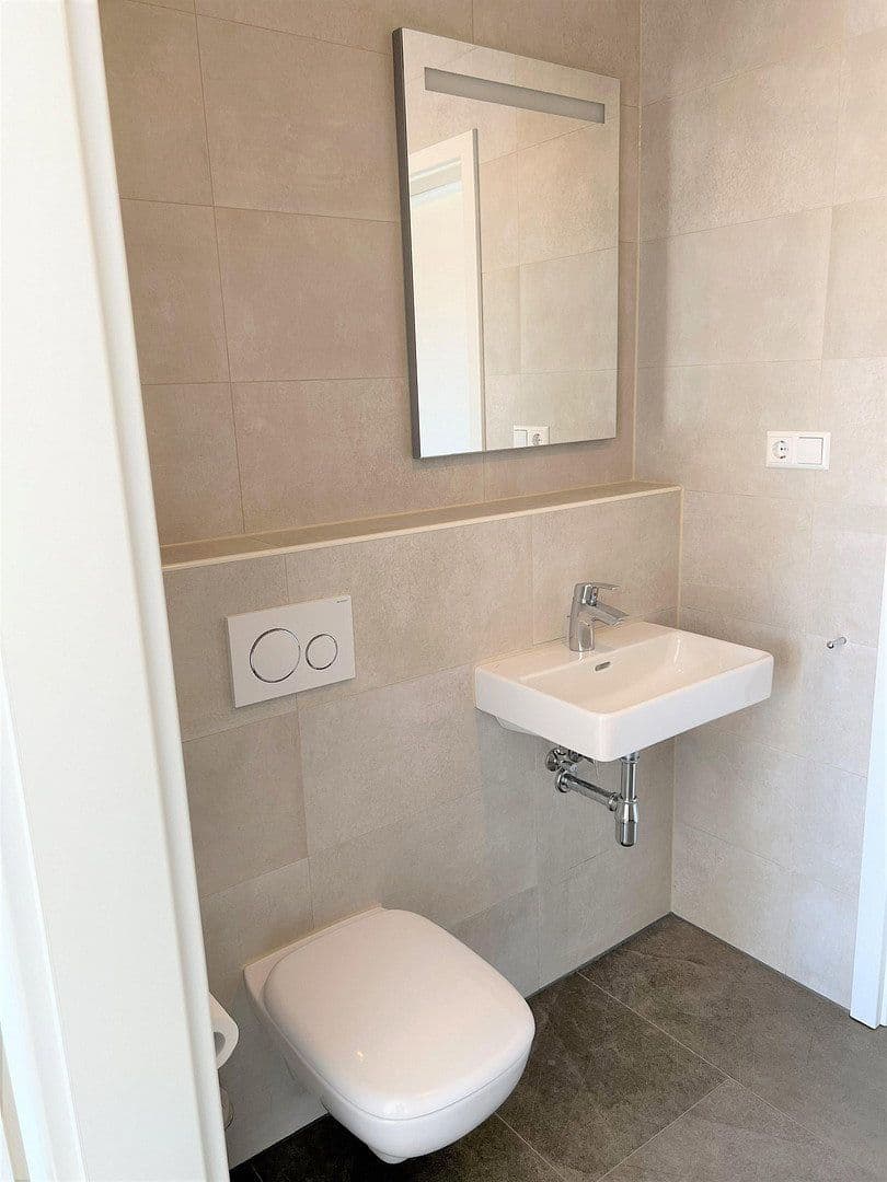 Predaj bytu 6-izbový 192 m², Am Hang 17, Wiesloch, Bádensko-Wurttembersko Predaj bytu 6-izbový 192 m², Am Hang 17, Wiesloch, Bádensko-Wurttembersko