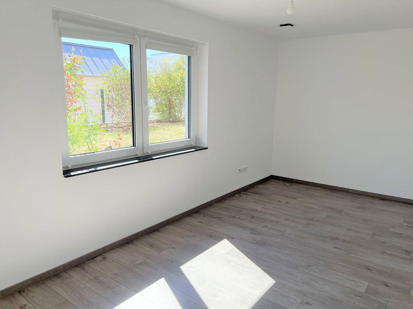 Predaj bytu 6-izbový 192 m², Am Hang 17, Wiesloch, Bádensko-Wurttembersko Predaj bytu 6-izbový 192 m², Am Hang 17, Wiesloch, Bádensko-Wurttembersko