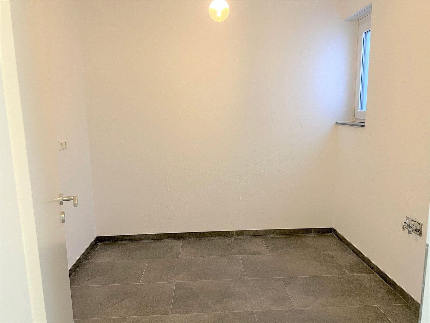 Predaj bytu 6-izbový 192 m², Am Hang 17, Wiesloch, Bádensko-Wurttembersko Predaj bytu 6-izbový 192 m², Am Hang 17, Wiesloch, Bádensko-Wurttembersko