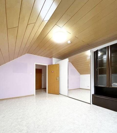 Predaj domu 190 m², pozemok 600 m², Neckargemünd, Bádensko-Wurttembersko Predaj domu 190 m², pozemok 600 m², Neckargemünd, Bádensko-Wurttembersko