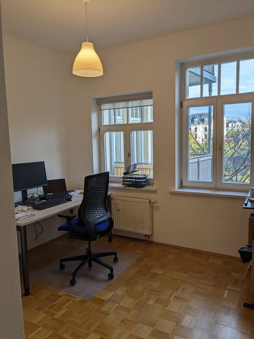 Prenájom bytu 3-izbový 79 m², Wormser Straße, Dresden, Sasko Prenájom bytu 3-izbový 79 m², Wormser Straße, Dresden, Sasko