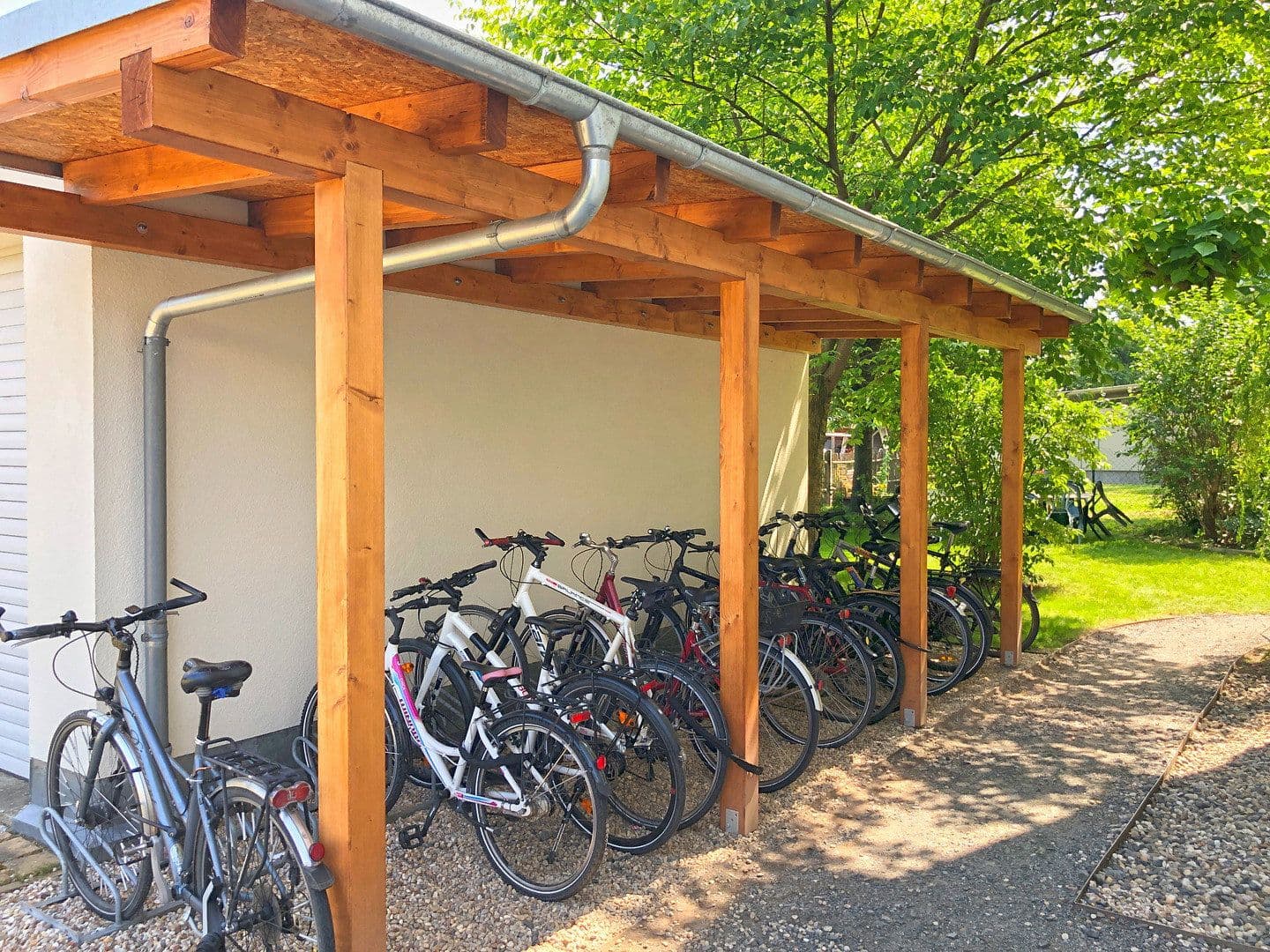 Prenájom bytu 3-izbový 79 m², Wormser Straße, Dresden, Sasko Prenájom bytu 3-izbový 79 m², Wormser Straße, Dresden, Sasko