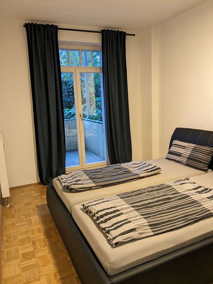 Prenájom bytu 3-izbový 79 m², Wormser Straße, Dresden, Sasko Prenájom bytu 3-izbový 79 m², Wormser Straße, Dresden, Sasko