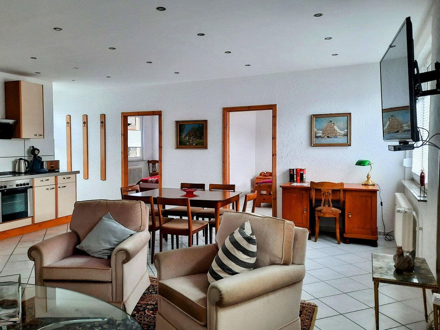 Prenájom bytu 3-izbový 78 m², Fellbach, Bádensko-Wurttembersko Prenájom bytu 3-izbový 78 m², Fellbach, Bádensko-Wurttembersko