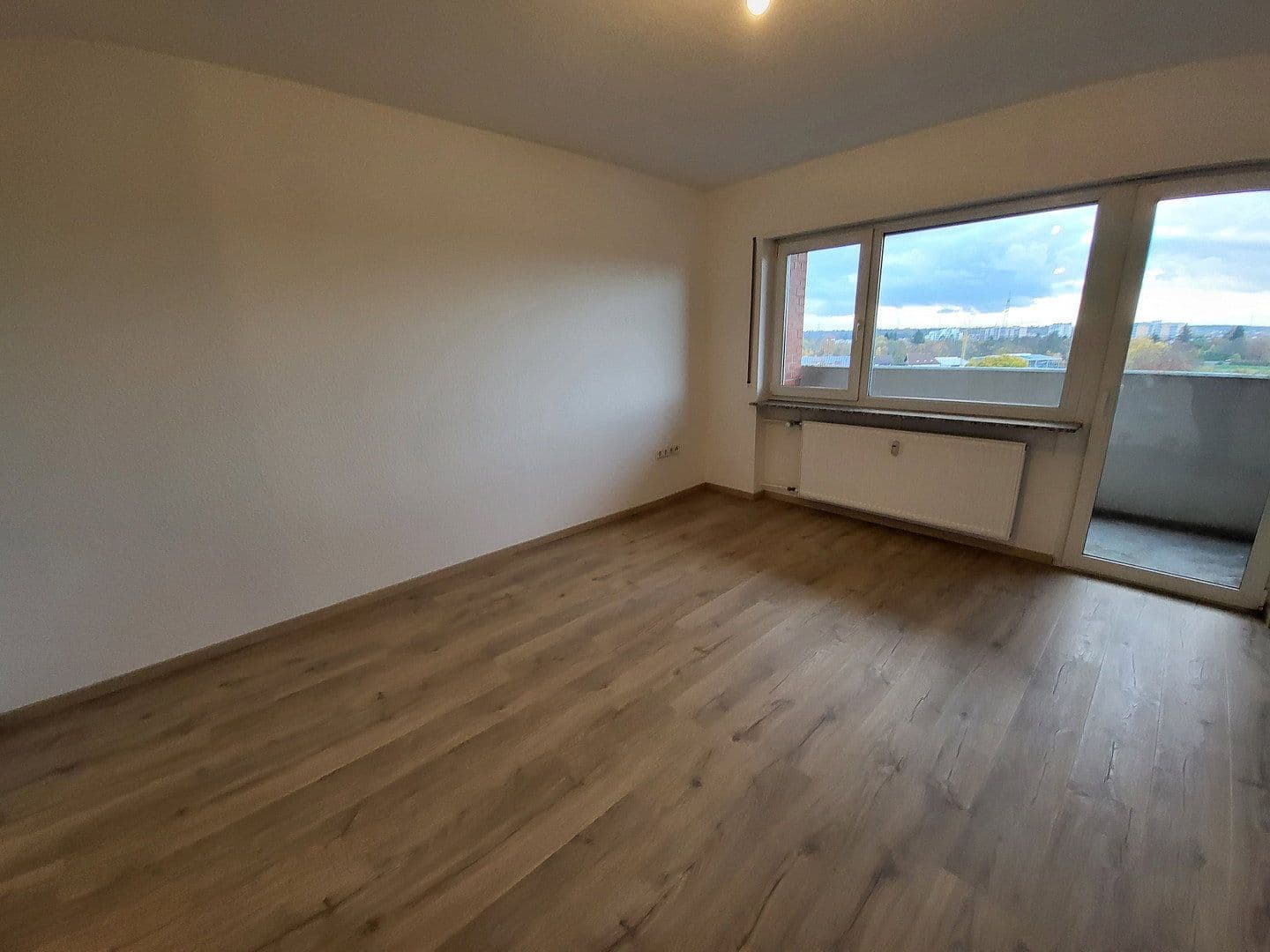 Prenájom bytu 1-izbový 30 m², Hinter d. Mühle, Nußloch, Bádensko-Wurttembersko Prenájom bytu 1-izbový 30 m², Hinter d. Mühle, Nußloch, Bádensko-Wurttembersko