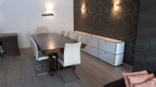 Prenájom domu 290 m², pozemok 680 m², Thumenberger Weg 130, Nuernberg, Bavorsko Prenájom domu 290 m², pozemok 680 m², Thumenberger Weg 130, Nuernberg, Bavorsko