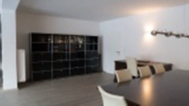 Prenájom domu 290 m², pozemok 680 m², Thumenberger Weg 130, Nuernberg, Bavorsko Prenájom domu 290 m², pozemok 680 m², Thumenberger Weg 130, Nuernberg, Bavorsko